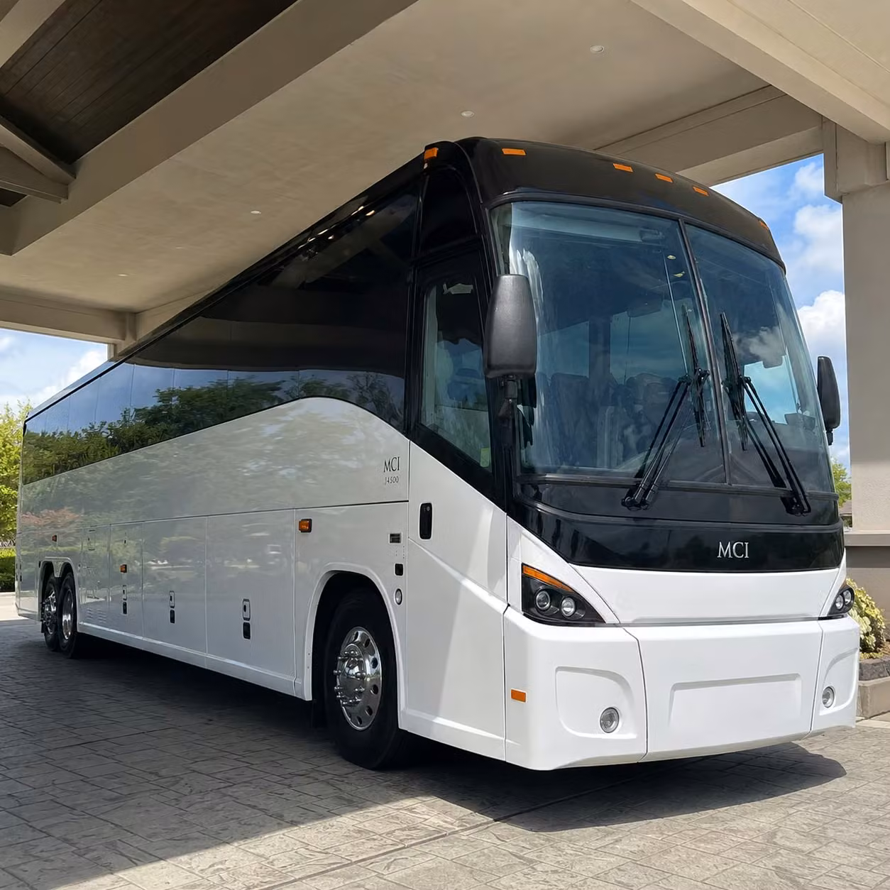 shuttle buses for boston s seaport and innovation district employers